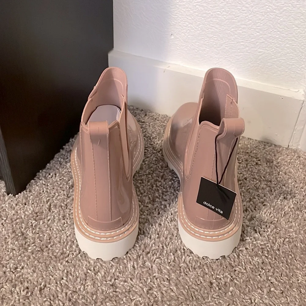 Dolce Vita Stormy Lug Sole Rain Bootie - Picture 4 of 10